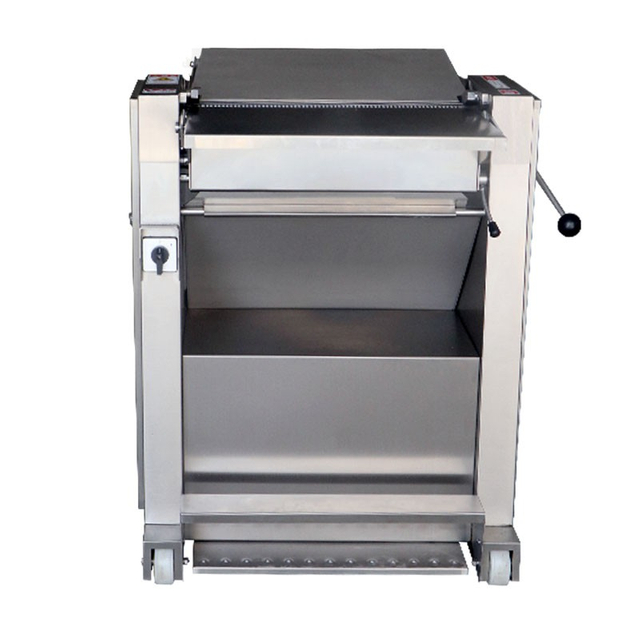 LM-500 Semi-Automatic Pork Peeling Machine Meat Peeler Processing Machine